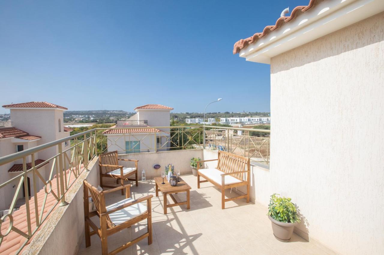 George'S Lux Villa Protaras Exterior foto