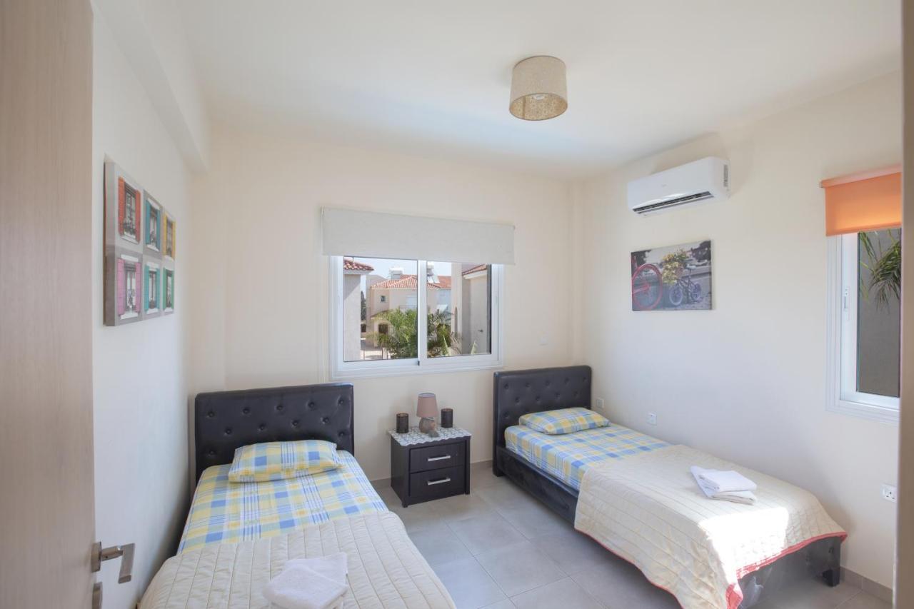 George'S Lux Villa Protaras Exterior foto